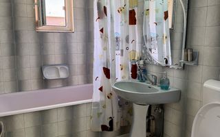 Vanzare apartament  decomandat zona Titulescu - Poză 6