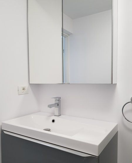Închiriere 2 Camere Ultracentral, Vedere Dambovita, Renovat - Poză 17