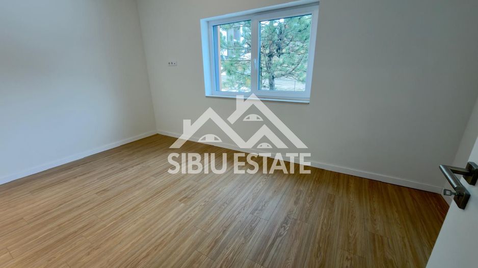 Apartament 2 camere cu balcon de 7.29 mp, aer conditionat - Poză 9