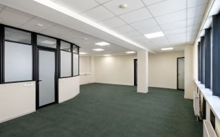 Chirie Birou. Centru, str Serghei Lazo 71 m.p - Poză 6