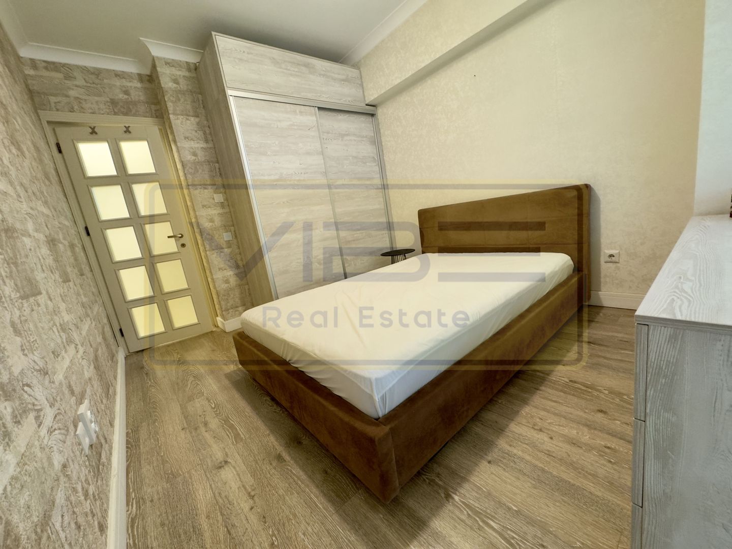 ROYAL TOWN 2 CAMERE OPEN-SPACE + PARCARE - Poză 12