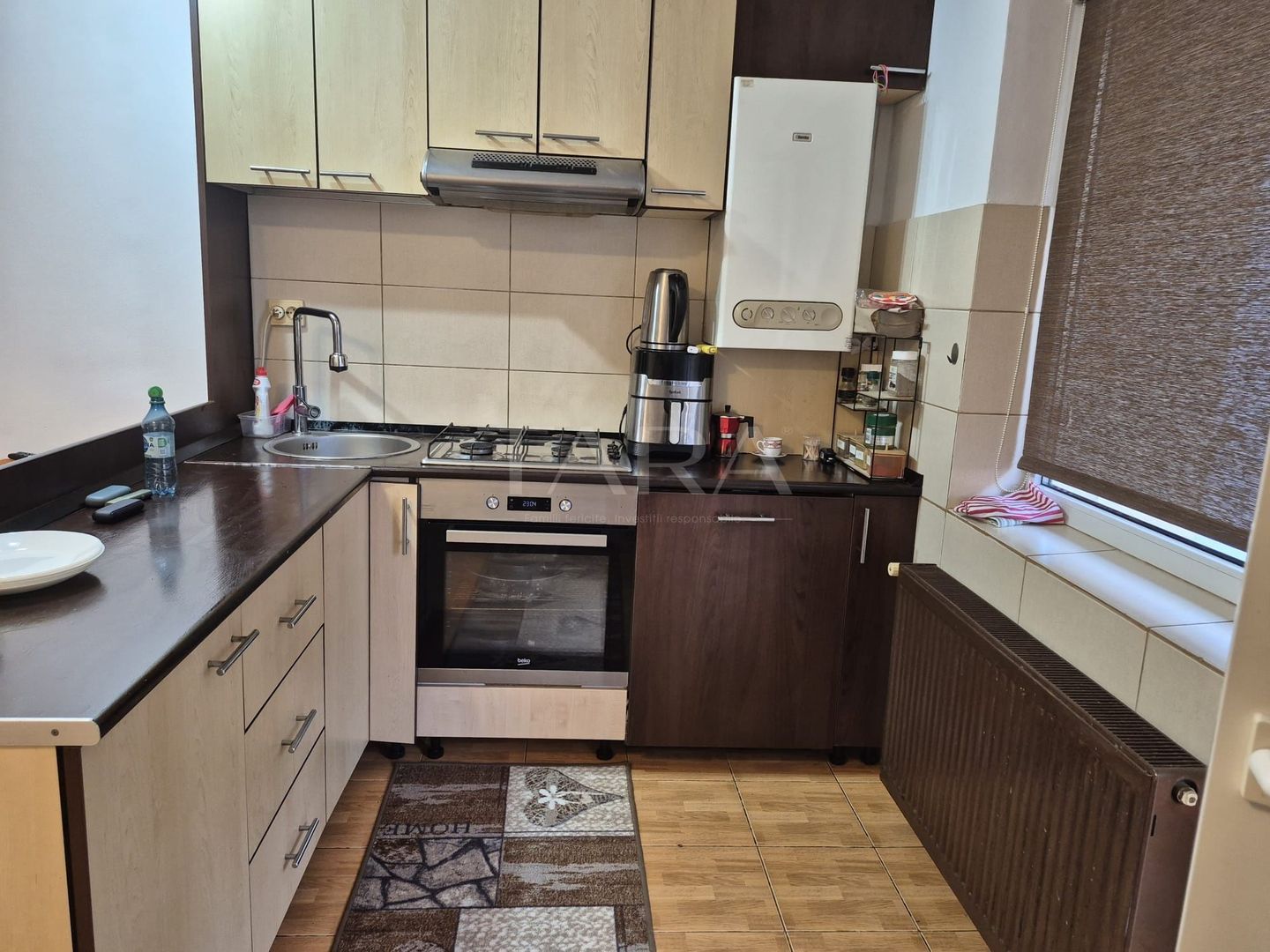 Apartament cu 3 camere, parcare inclusă, zona Eroilor. - Poză 3