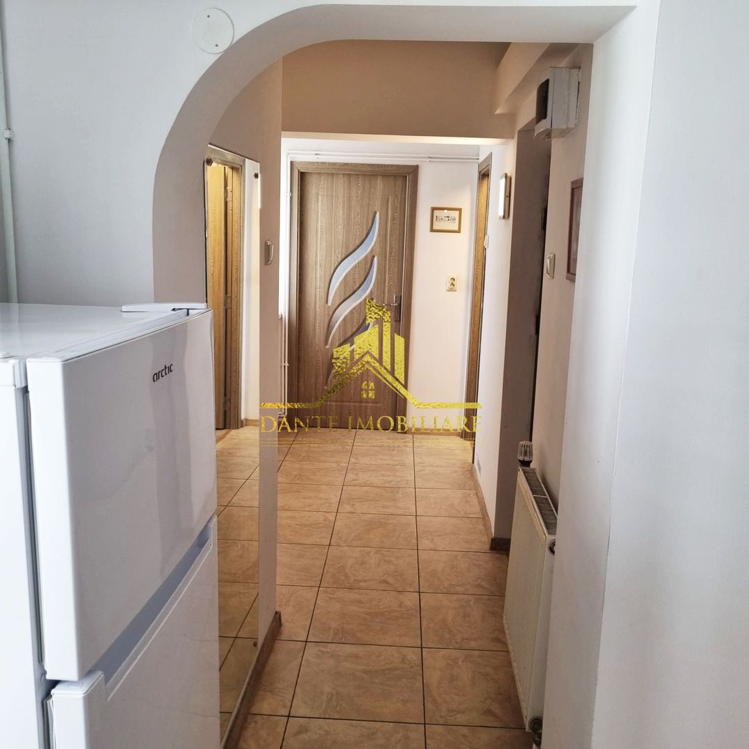 2 camere, decomandat, mobilat modern, parcare, Intre Lacuri - Poză 8