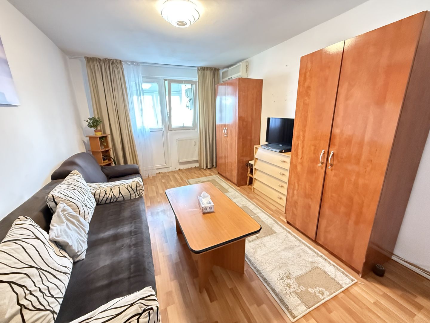 Apartament 2 Camere Teiul Doamnei Lacul Tei - Poză 2