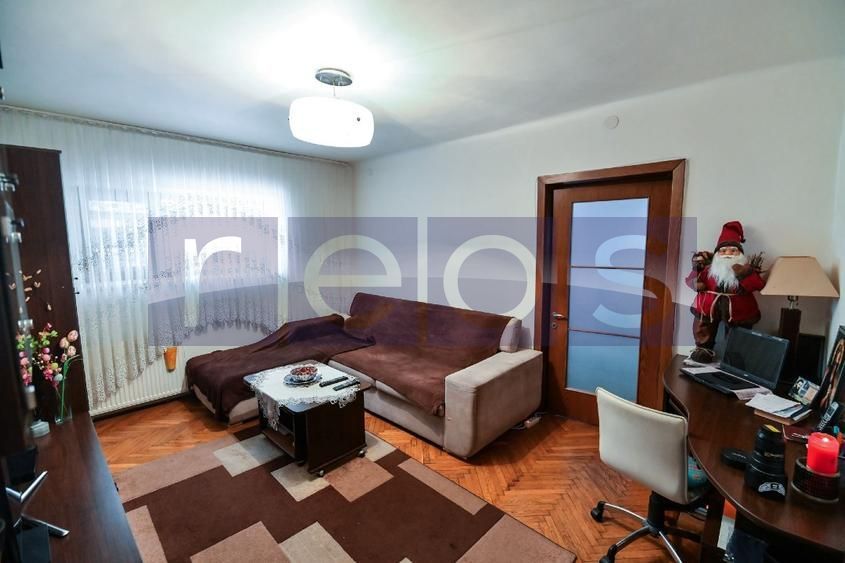 VANZARE 5 CAMERE IN  VILA  INTERBELICA - MOSILOR - Poză 4