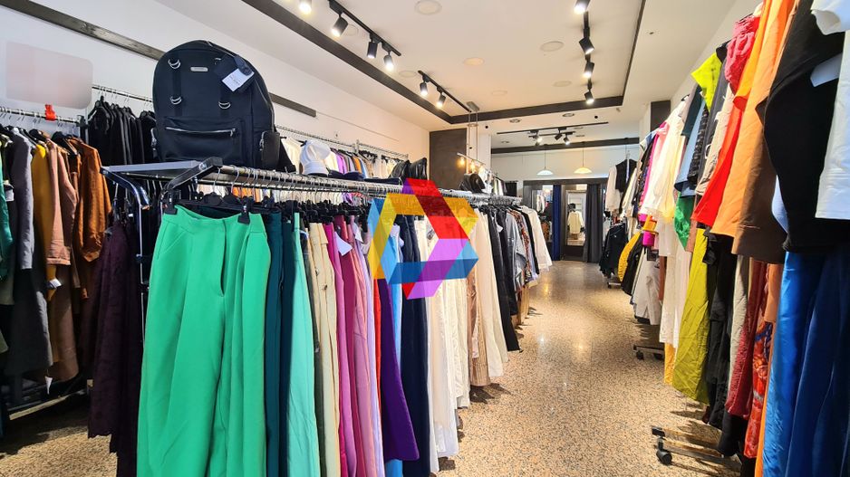 Spatiu comercial de închiriat Brasov - 65 mp # spatii-comerciale-brasov.ro - Poză 2