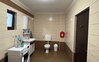 Casă cu 5 dormitoare + Garaj - Islaz - Comuna Brănești - Poză 13