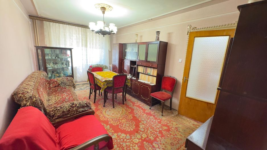 Apartament 4 Camere Teiul Doamnei Lacul Tei - Poză 1