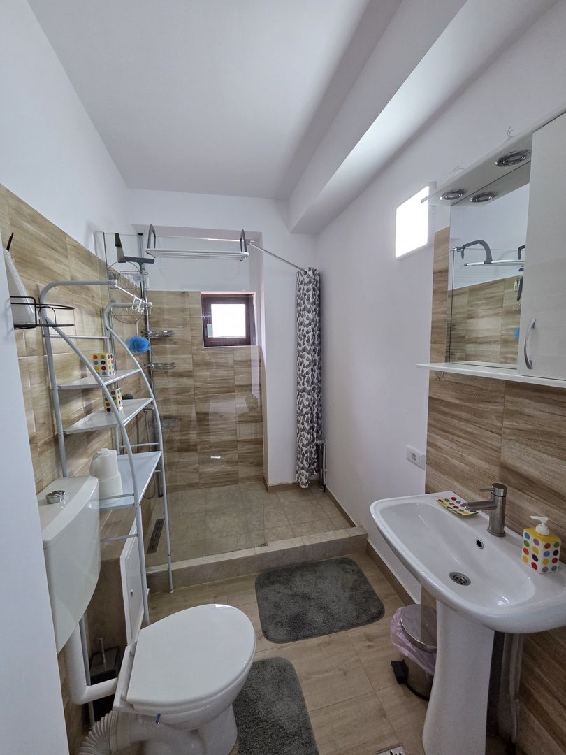 Garsoniera v a v parc Mogoșoaia - Poză 10