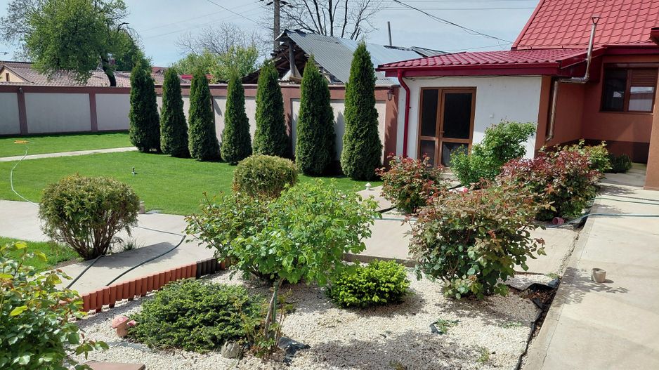 Casă complet utilată cu curte de poveste – la câteva minute de Galați! - Poză 2