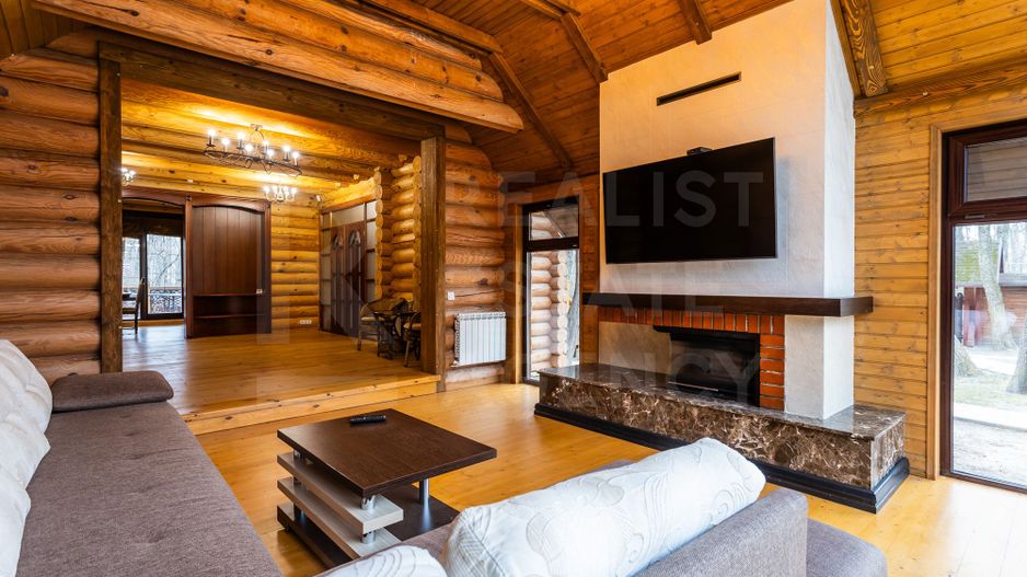 Chirie, casă, 3 nivele, 6 camere, Ialoveni - Poză 14