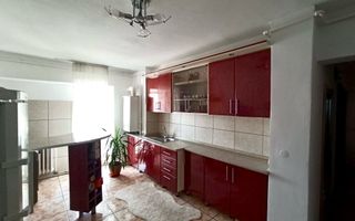Apartament decomandat 3 camere 72 mp+spatiu depozitare 30 mp-Central - Poză 1