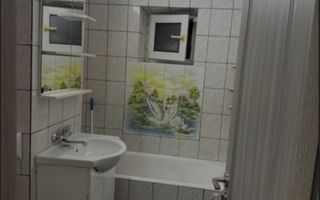 Inchiriez apartament 3 camere zona stadion - Poză 3