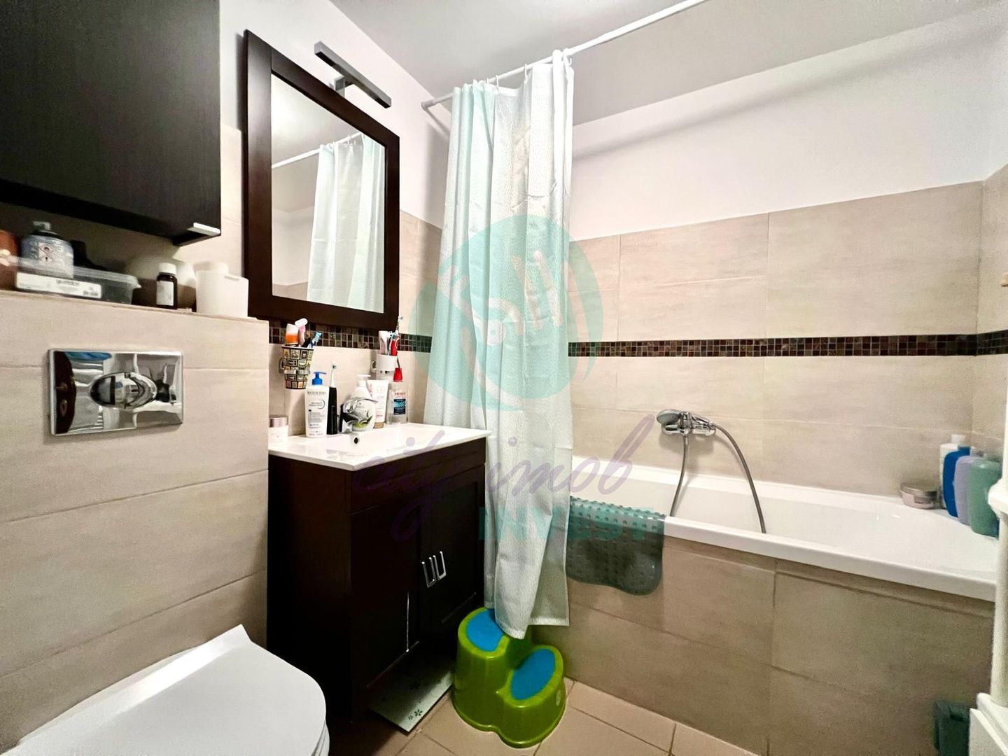 3 camere mobilat si utilat complet Bd. Burebista-Centrala Proprie - Poză 8