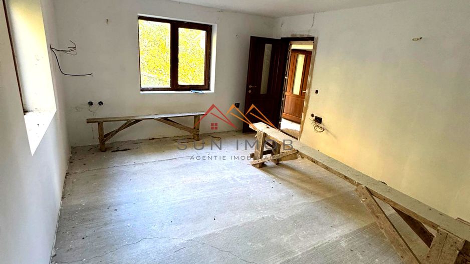 Vila S+P+E, priveliste deosebita, 6 camere, garaj, terasa, Cornu, PH - Poză 13