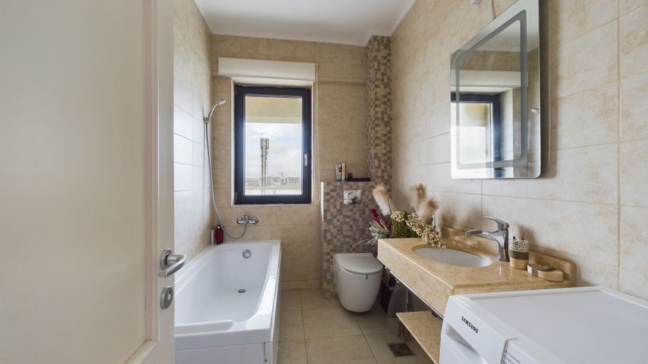 Mamaia Nord   Apartament cu Priveliște Superbă - Poză 6