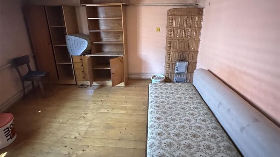 Casa individuala cu teren de 412 Piata Tineretului - Poză 8