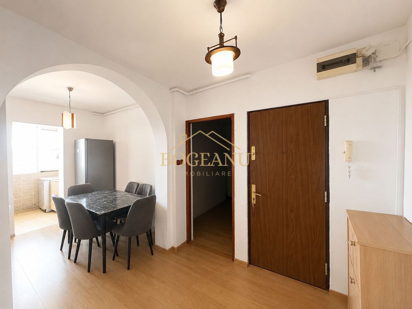 BG190-Apartament 3 camere,Mobilat-Utilat,58 mp utili- Zona Nord - Poză 10