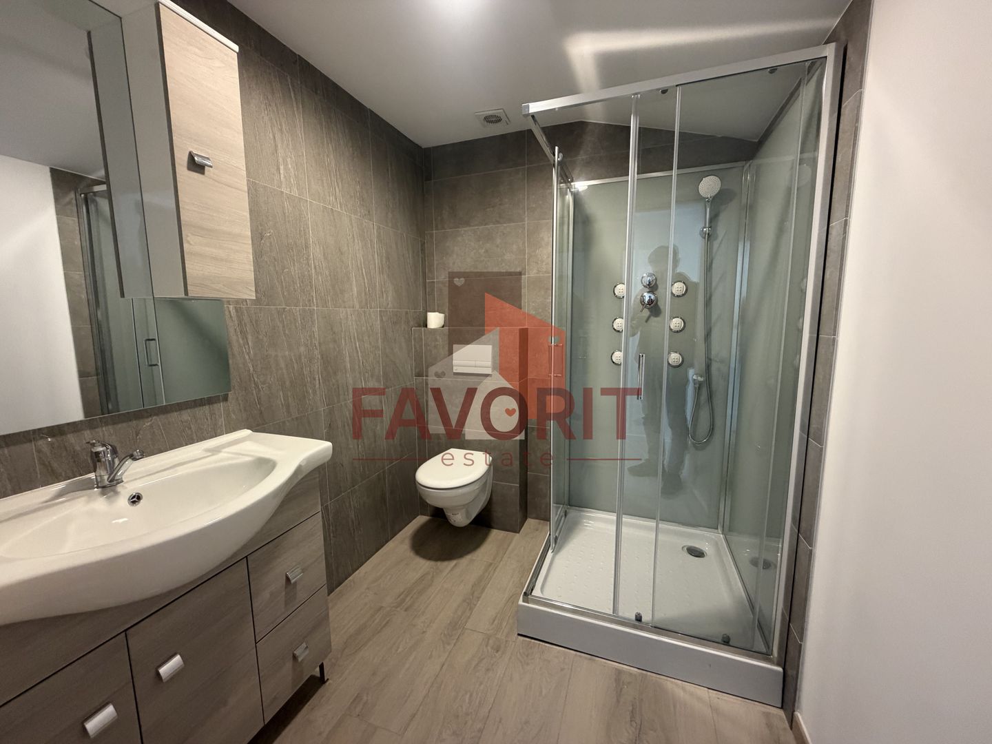 Mobilat si utilat. Disponibil imediat.  Bucatarie inchisa - Poză 8