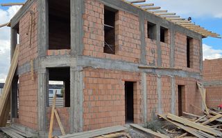 3 camere la curte, 160 mp teren și 2 parcări – Otopeni - Poză 6