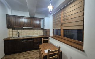 Bloc nou, sectiune mare, apartament 3 camere cu semineu, terasă mare si garaj - Poză 17