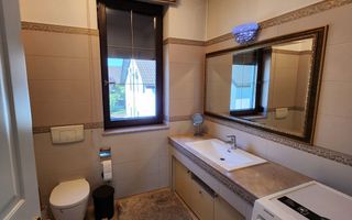 Resedinta exclusivista | Curte generoasa | Erou Iancu Nicolae - Poză 20