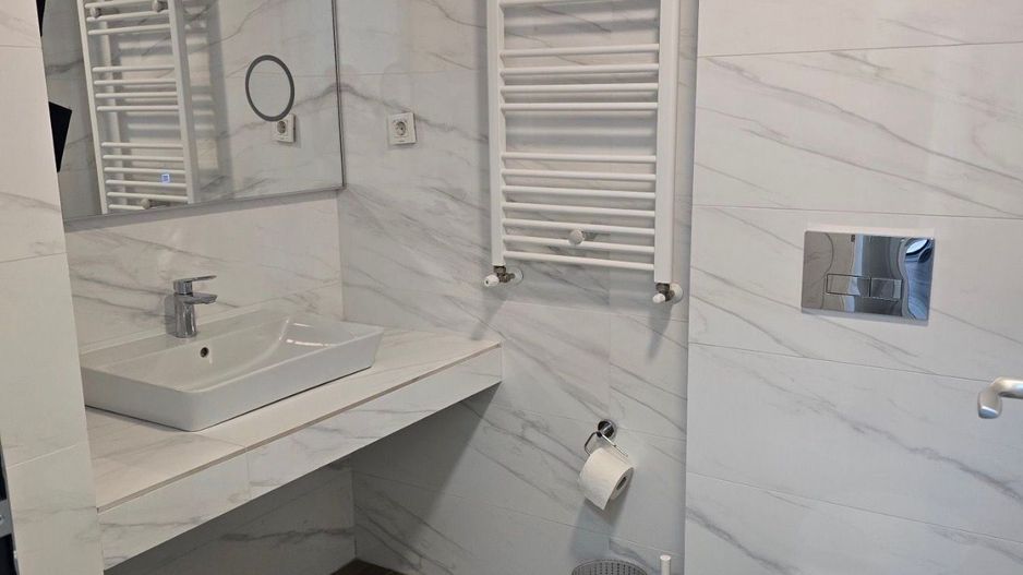 AP. 2 CAMERE- AVRIG PARK, PARCARE SUBTERANA, CENTRALA PROPRIE, MODERN - Poză 7