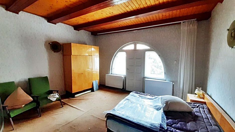 Predeal, casa de vacanta cu 5 camere si 630mp teren, 150000 euro - Poză 14