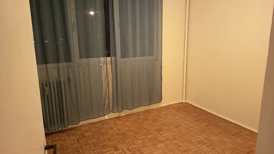 AP. 3 CAMERE 1 MAI, BLOC REABILITAT, RENOVAT, BUCATARIE INCHISA - Poză 4