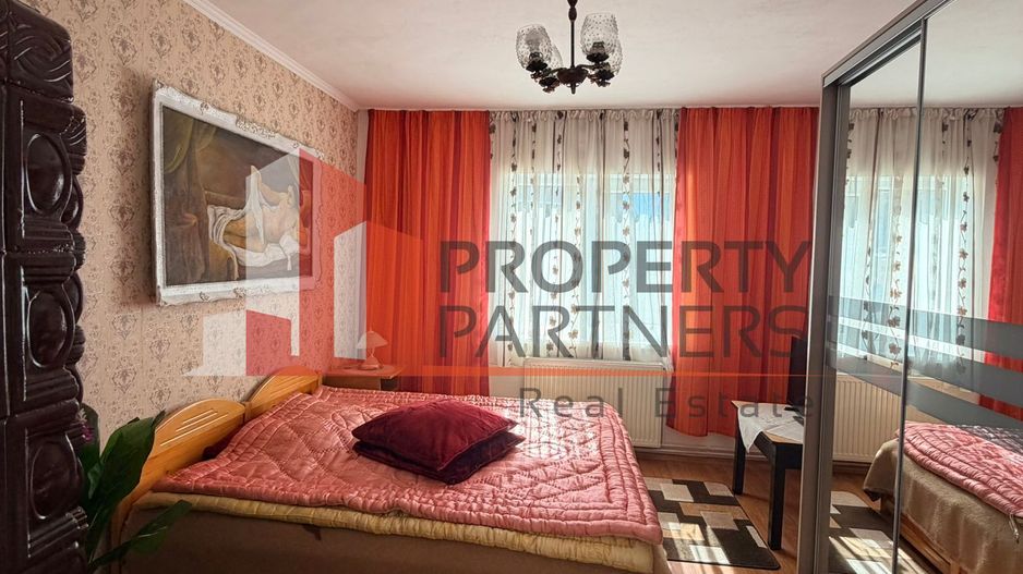 Casă tradițională cu 1800 mp teren  în Sohodol, Bran | Priveliște superba - Poză 16