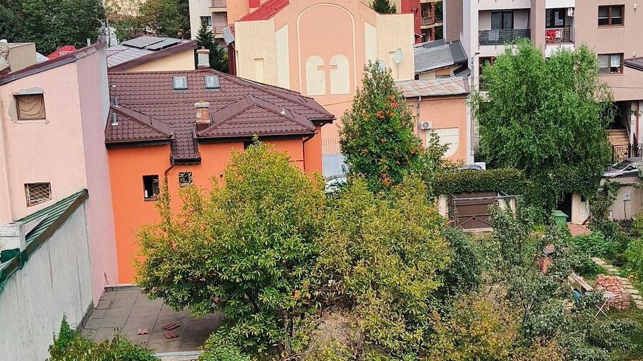 Închiriez garsonieră modernă, Decebal, bloc nou, centrală proprie - Poză 7