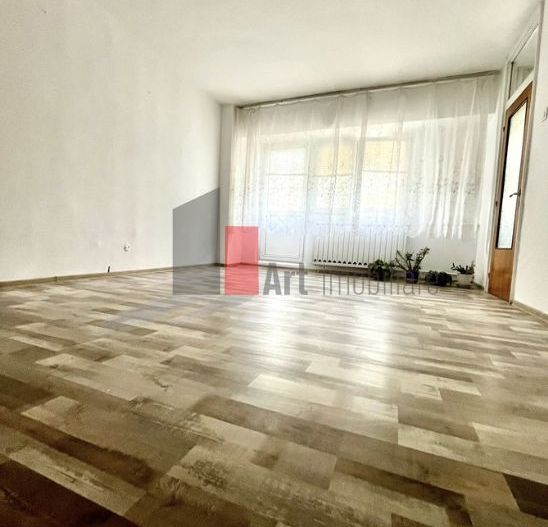 GARSONIERA  SEBASTIAN- MOTOC - Poză 2