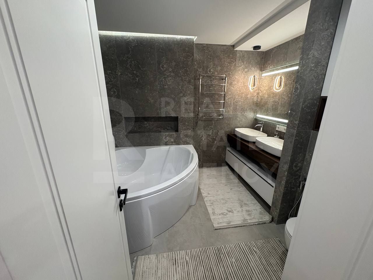 Chirie, apartament, 3 camere, strada Alexandru Vlahuţă, Centru - Poză 21