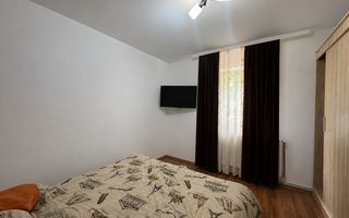 Apartament 3 camere decomandate | 67 mp | Curte | Cetate - Poză 5