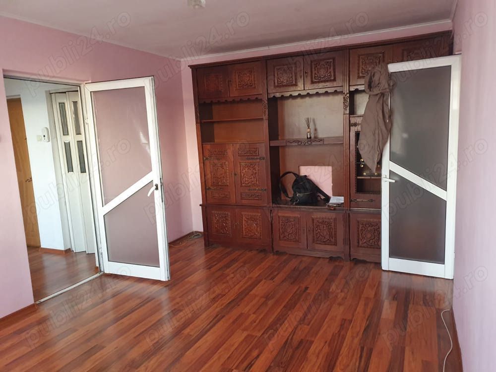 Apartament 2 camere, semidecomandat, Tiglina 1 - Poză 3