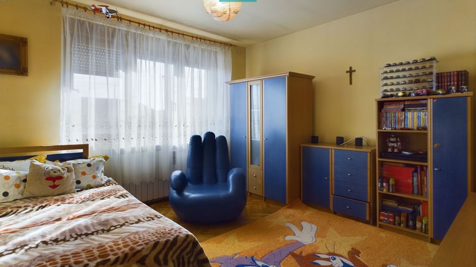 Casă solidă și impunătoare în Grădiște - Poză 7