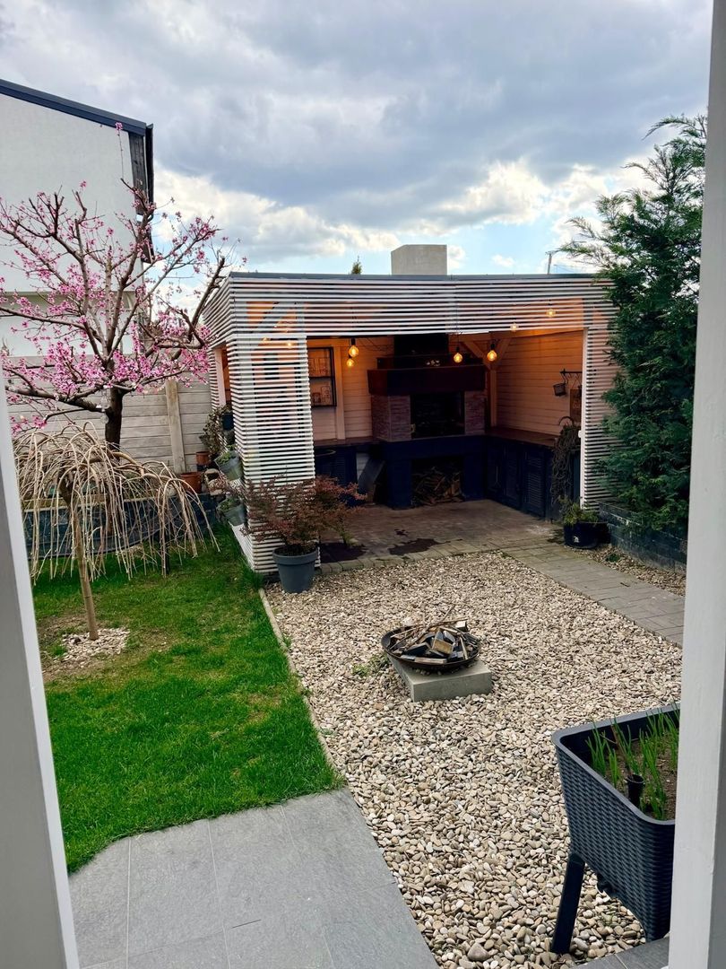 Casă modernă de vânzare în Tunari – Jacuzzi | Foisor | Panouri solare - Poză 1