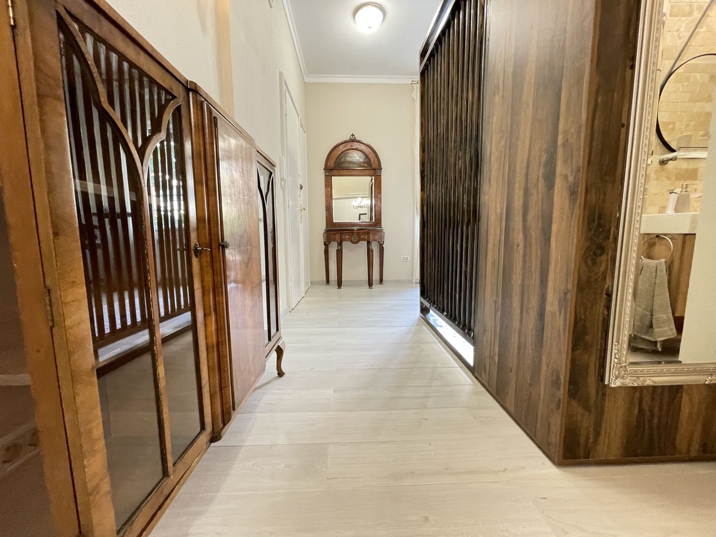 Apartament frumos in zona centrala - Poză 4