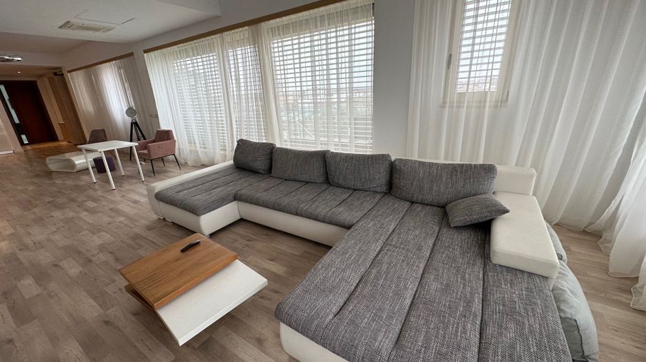 Luxury Penthouse - Poză 6