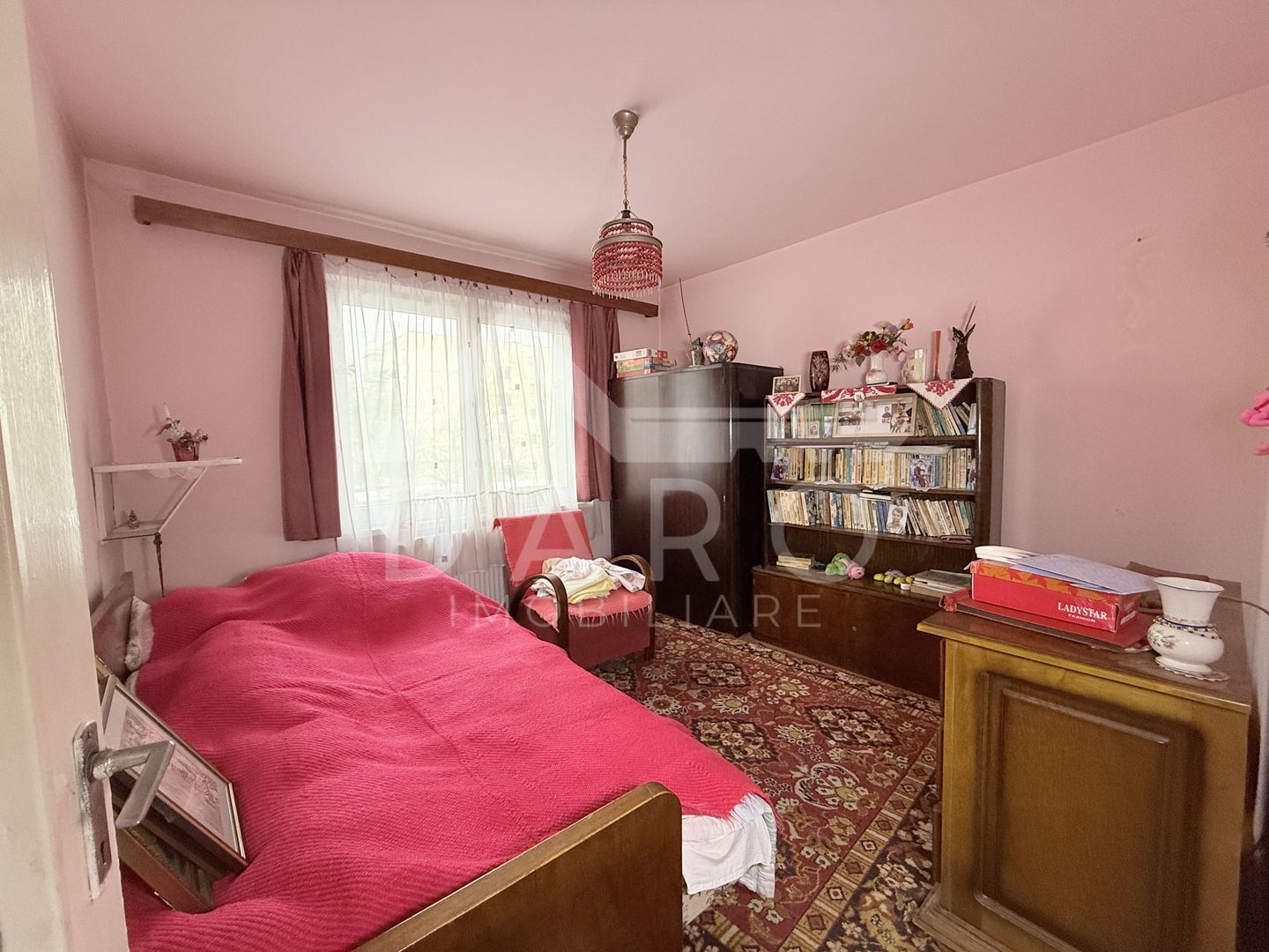 vând apartament 3 camere s - Poză 8