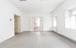 Chirie, spațiu comercial 59,2 mp, str. București, Centru - Poză 2