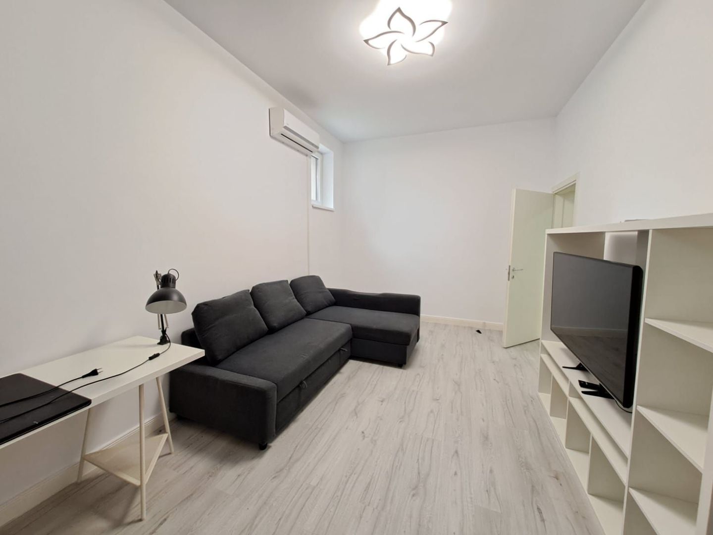 Apartament 3 cam B-dul Timisoara Str. Valea Calmatuiului - Poză 3