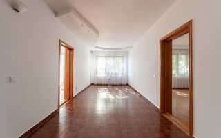 Casă spațioasă cu 8 camere - Pitești - 0% Comision - Poză 9