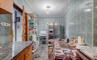 Ultracentral - zona Polona - 3 camere cu dependinte si GARAJ propriu - Poză 10