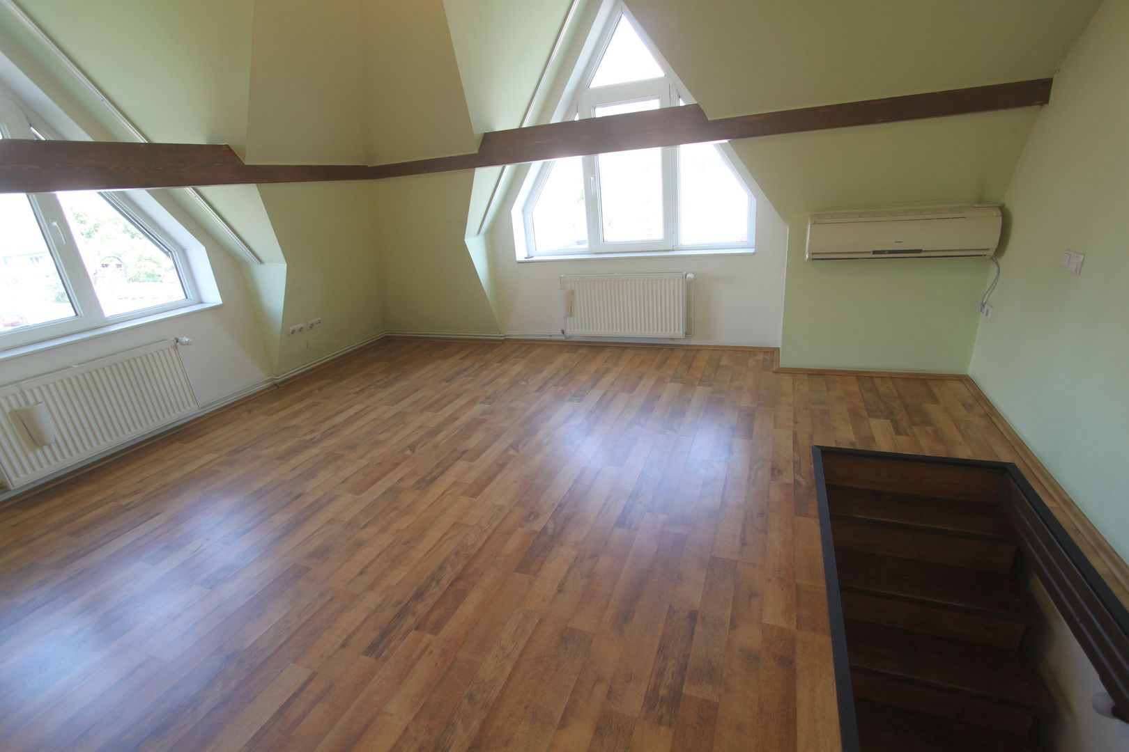 Birouri la casa - 120 mp, zona Circumvalatiunii - Poză 33