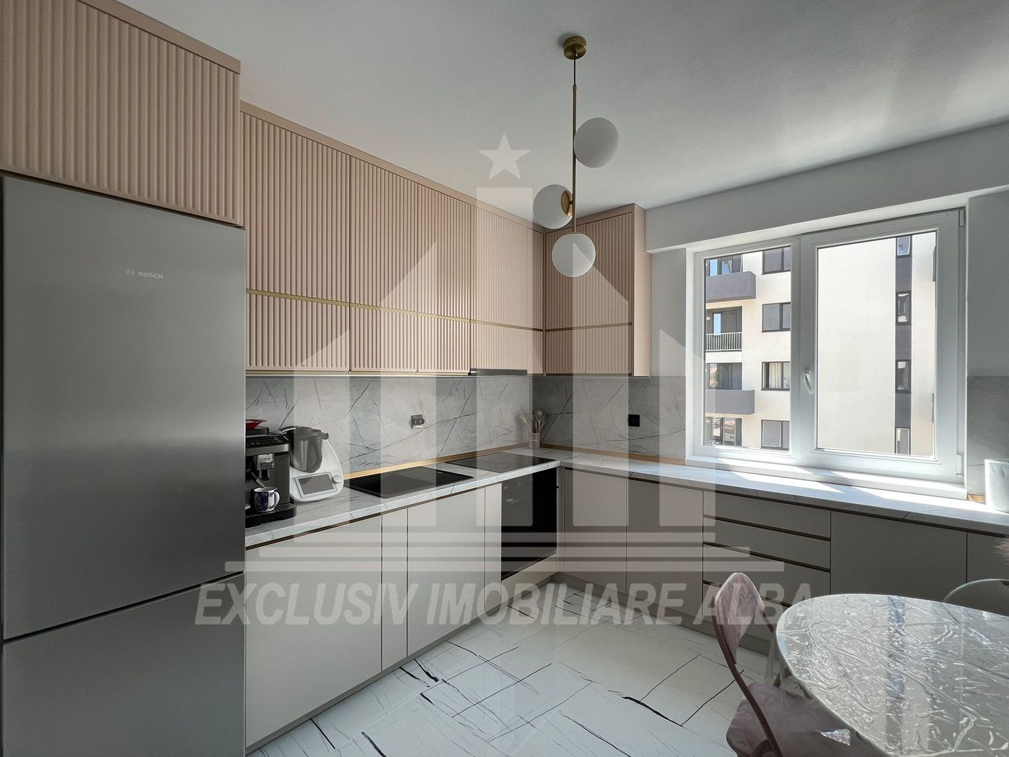 Apartament 4 camere cu scara interioara, etaj 2, bloc nou - Poză 1