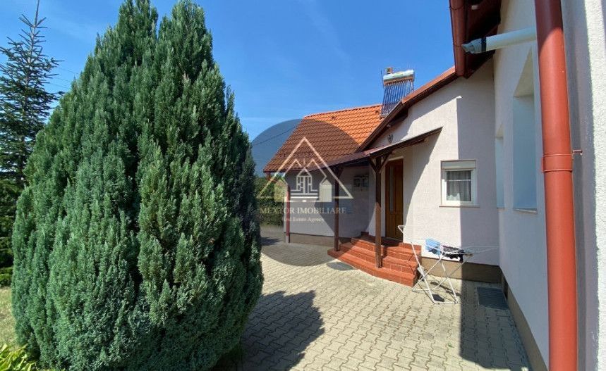 Casă mare și modernă - Poză 6