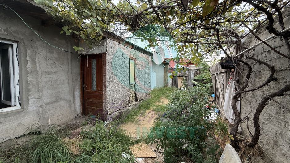 Teren cu dublă deschidere, Piața Delfinului - Poză 3