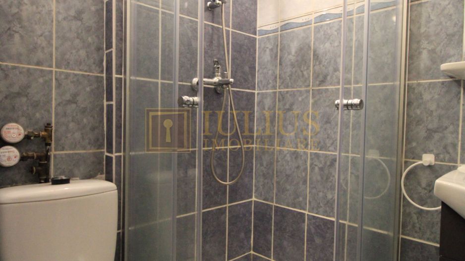 10 minute de UMFT, o camera. - Poză 8