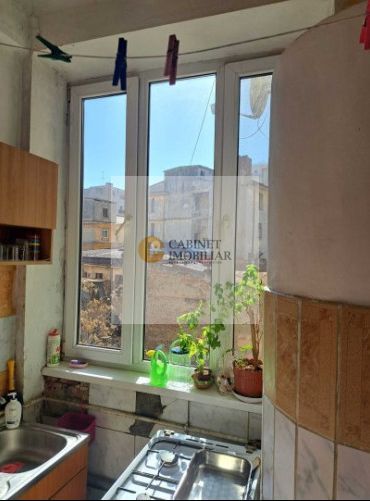 2 camere | Calea Victoriei | Centrala Proprie | De Renovat - Poză 8